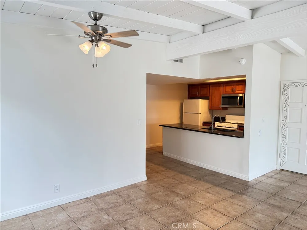 125 46th Street #B Newport Beach, CA 92663