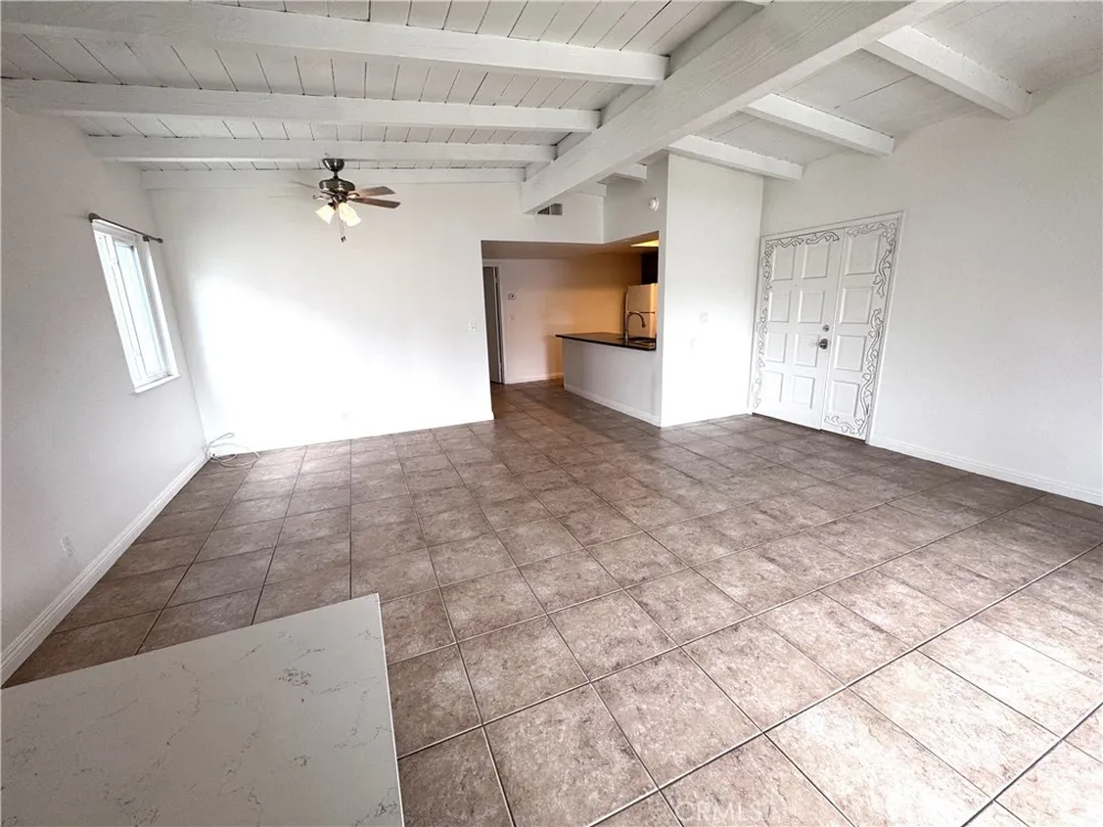 125 46th Street #B Newport Beach, CA 92663