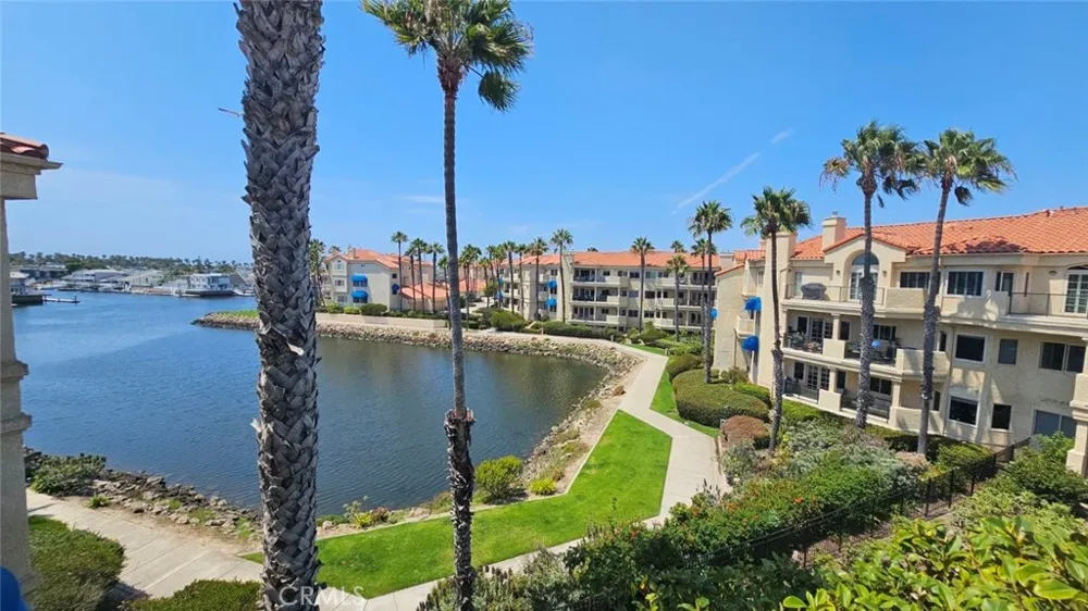 4235 Harbour Island Oxnard, CA 93035