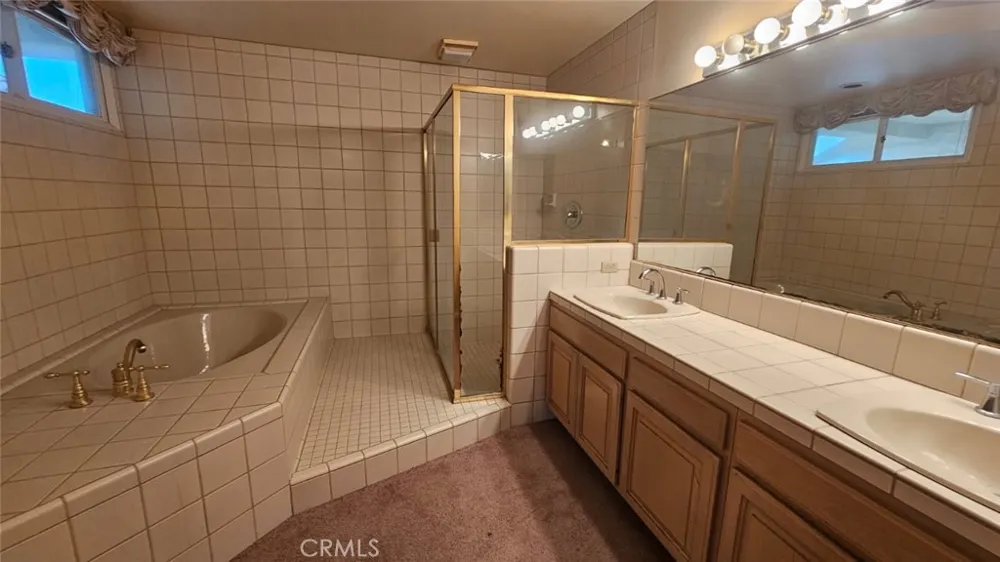 4235 Harbour Island Oxnard, CA 93035