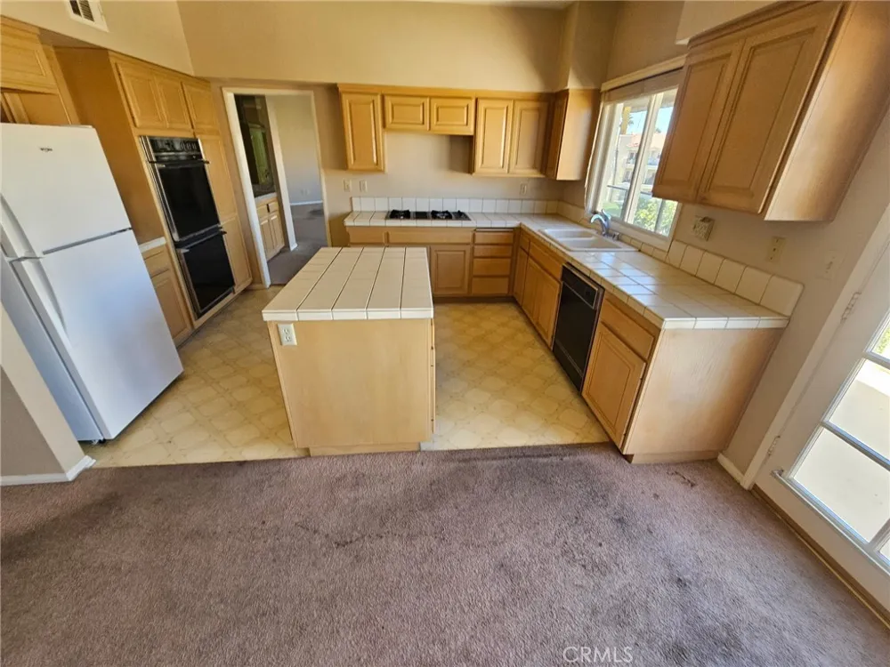 4235 Harbour Island Oxnard, CA 93035