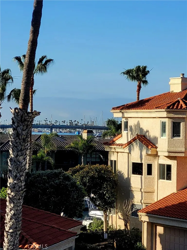 4235 Harbour Island Oxnard, CA 93035