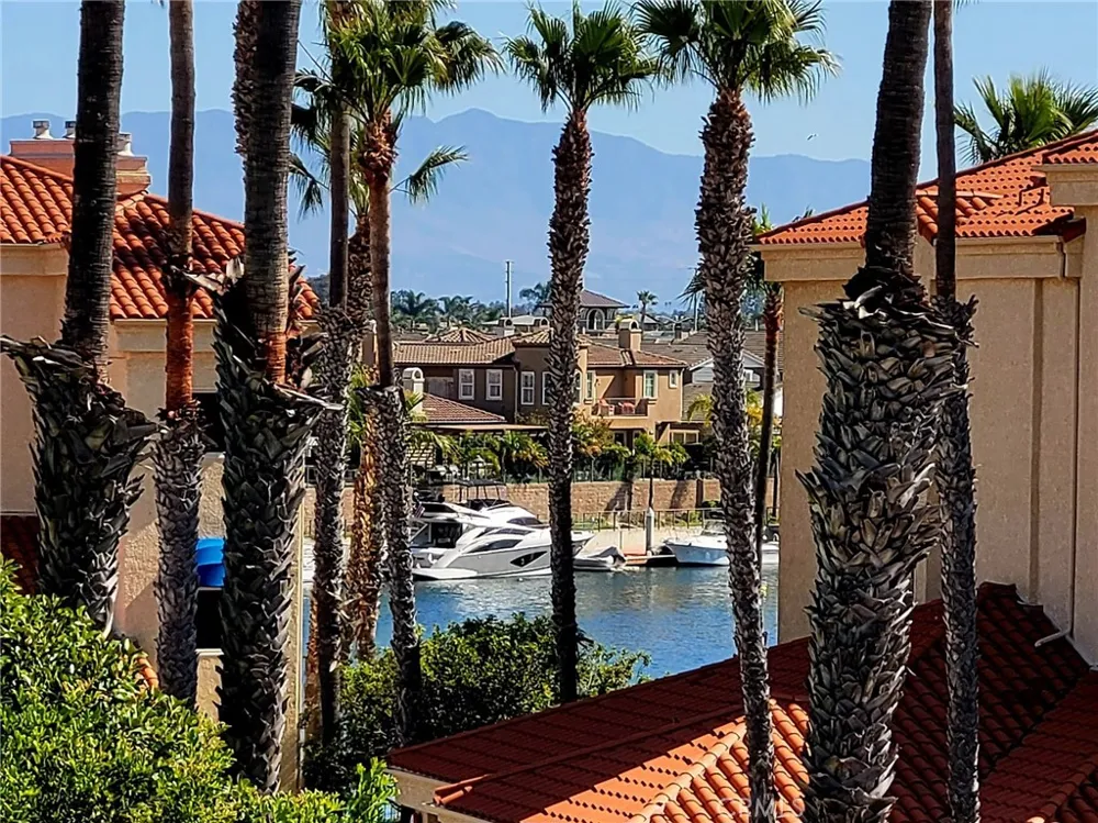 4235 Harbour Island Oxnard, CA 93035
