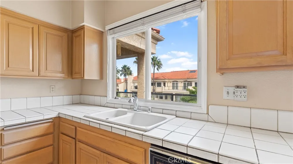 4235 Harbour Island Oxnard, CA 93035