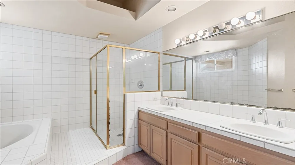 4235 Harbour Island Oxnard, CA 93035