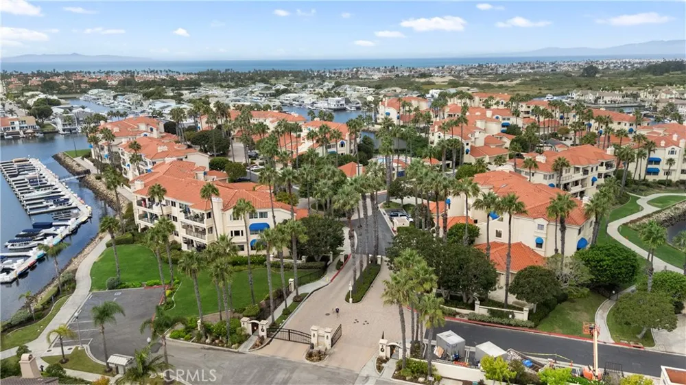 4235 Harbour Island Oxnard, CA 93035