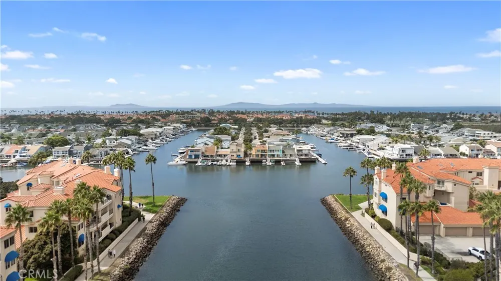 4235 Harbour Island Oxnard, CA 93035