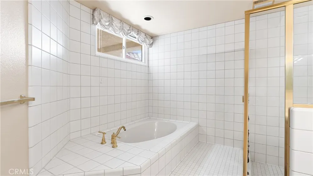 4235 Harbour Island Oxnard, CA 93035