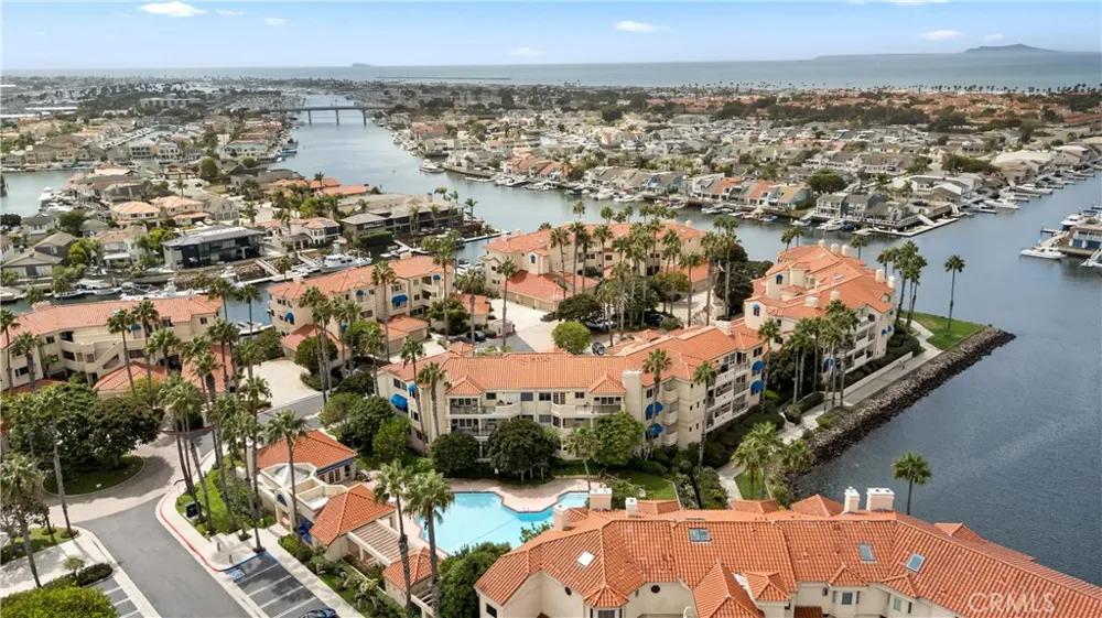 4235 Harbour Island Oxnard, CA 93035