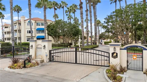 4235 Harbour Island