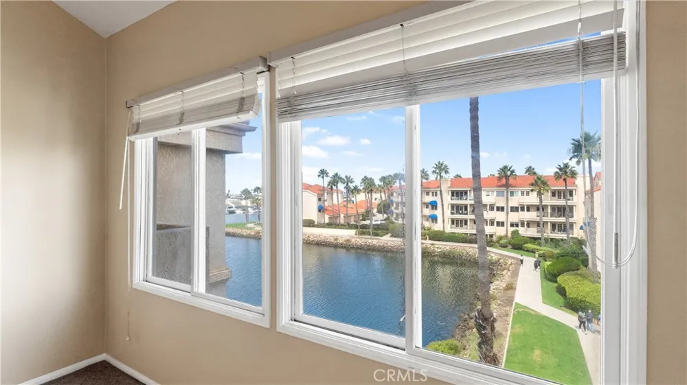 4235 Harbour Island Oxnard, CA 93035