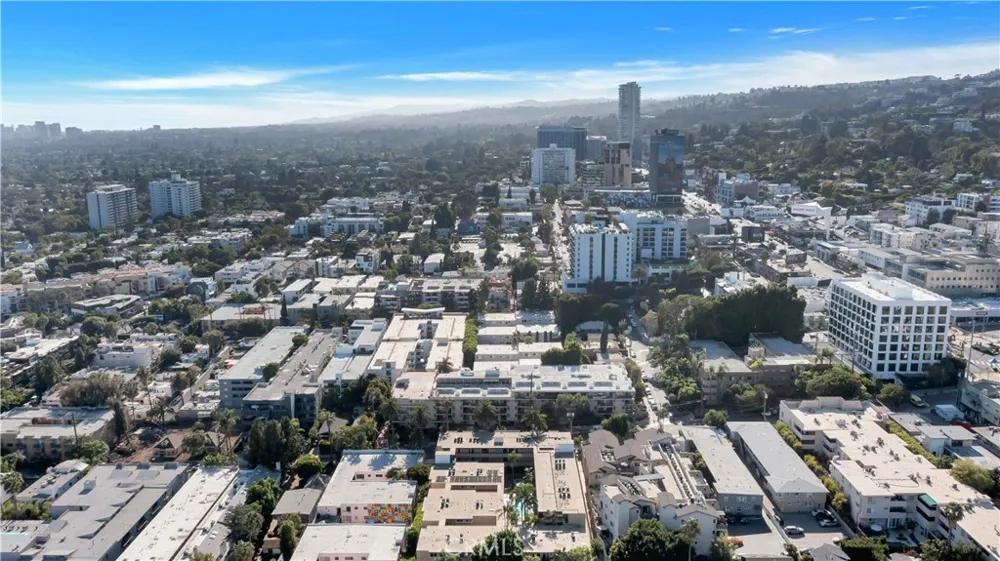 970 Palm Avenue #200 West Hollywood, CA 90069