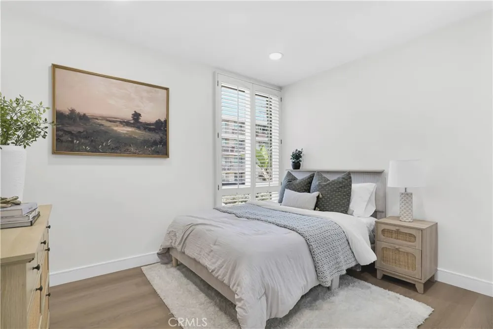970 Palm Avenue #200 West Hollywood, CA 90069