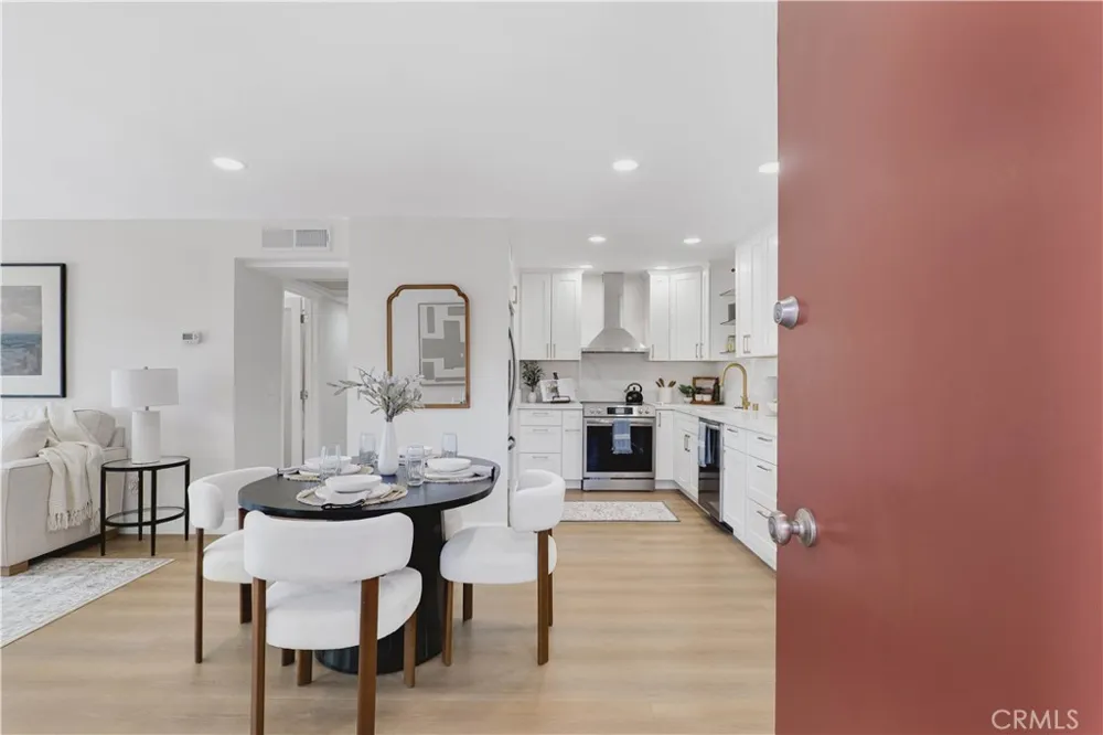 970 Palm Avenue #200 West Hollywood, CA 90069