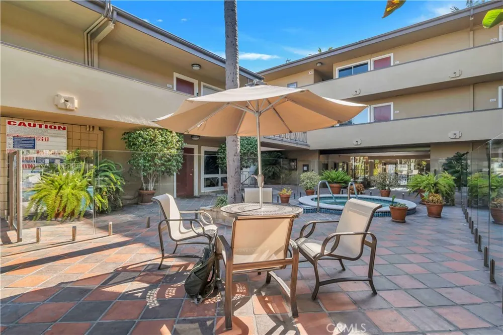 970 Palm Avenue #200 West Hollywood, CA 90069