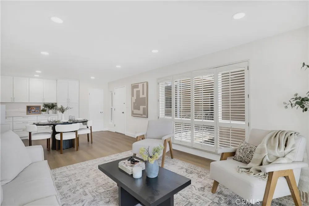 970 Palm Avenue #200 West Hollywood, CA 90069