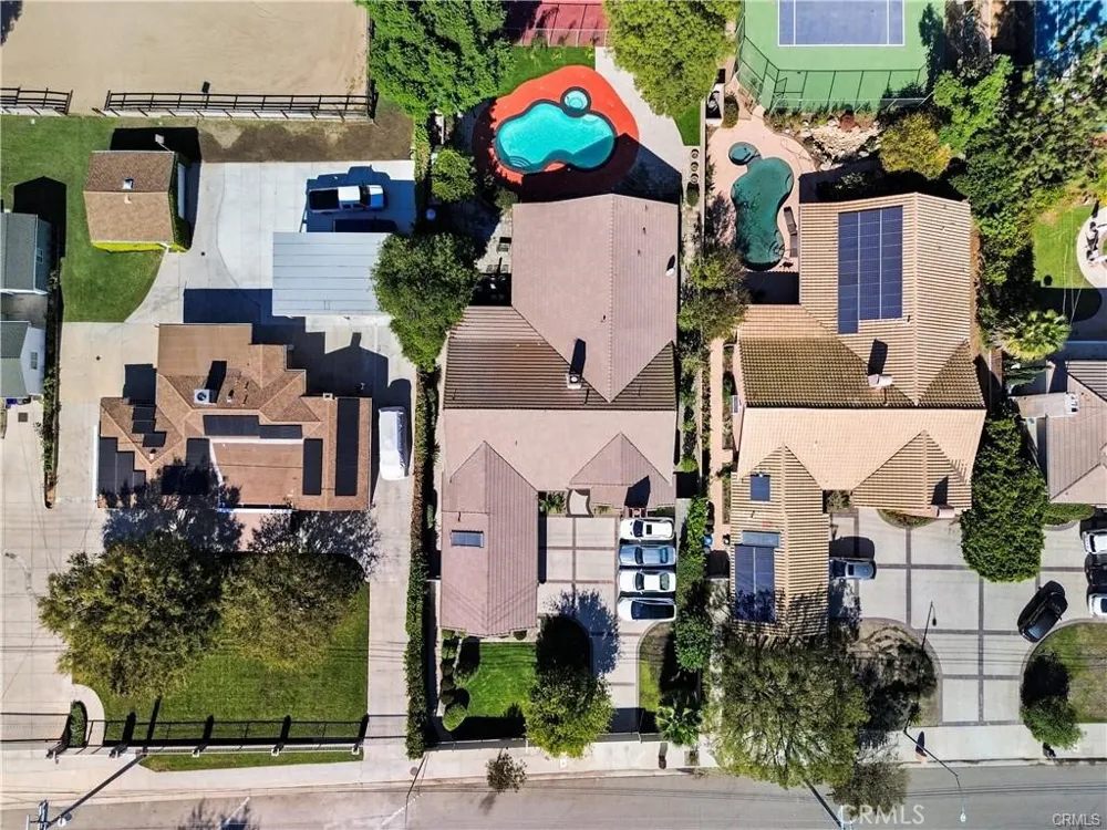 22329 Plummer Chatsworth, CA 91311