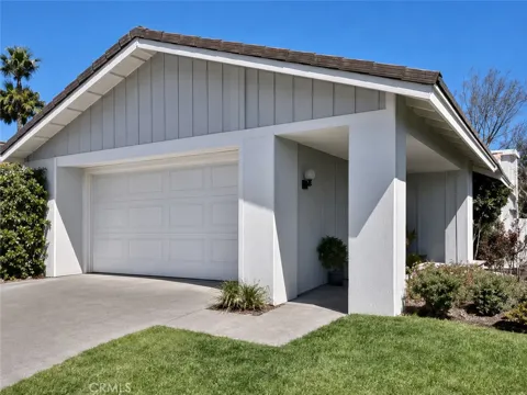 18976 Singingwood Circle