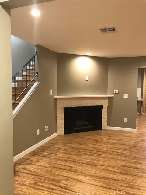 18550 Hatteras #80