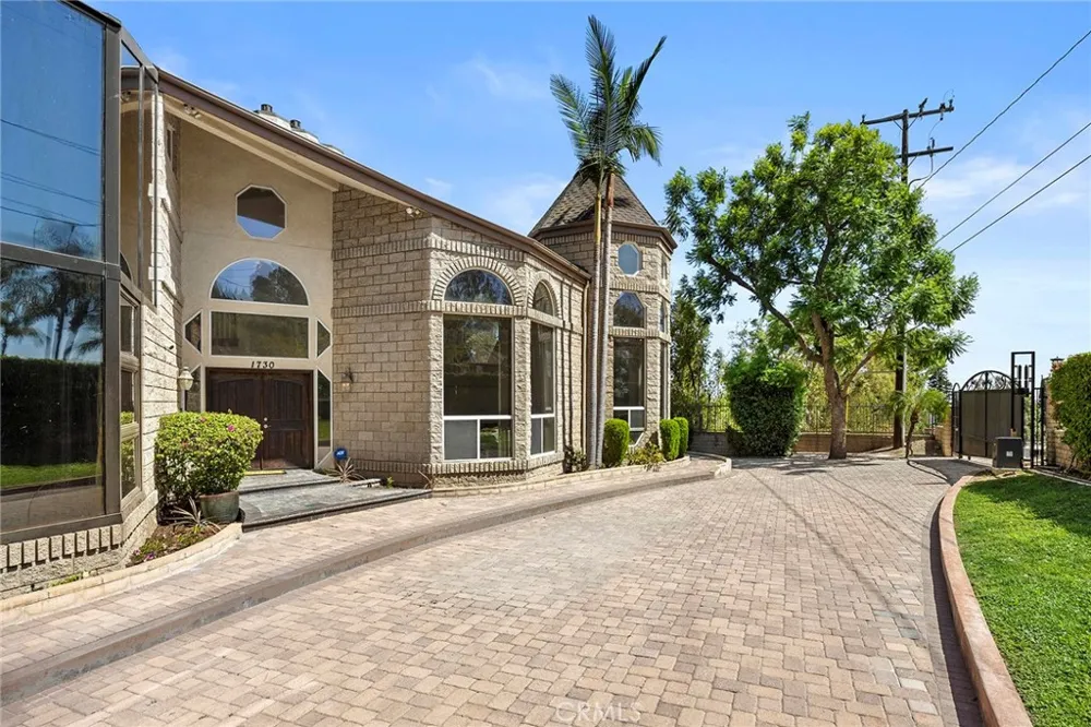 1730 Rocky Road Fullerton, CA 92831