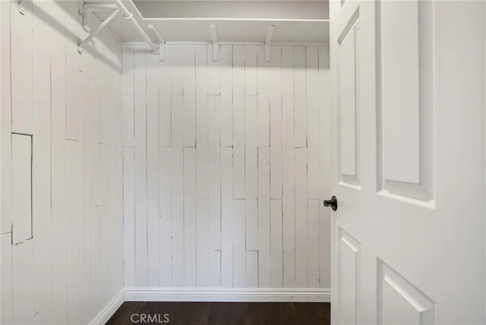 726 Elm Avenue #403 Long Beach, CA 90813