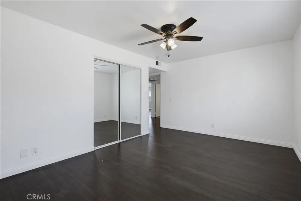726 Elm Avenue #403 Long Beach, CA 90813