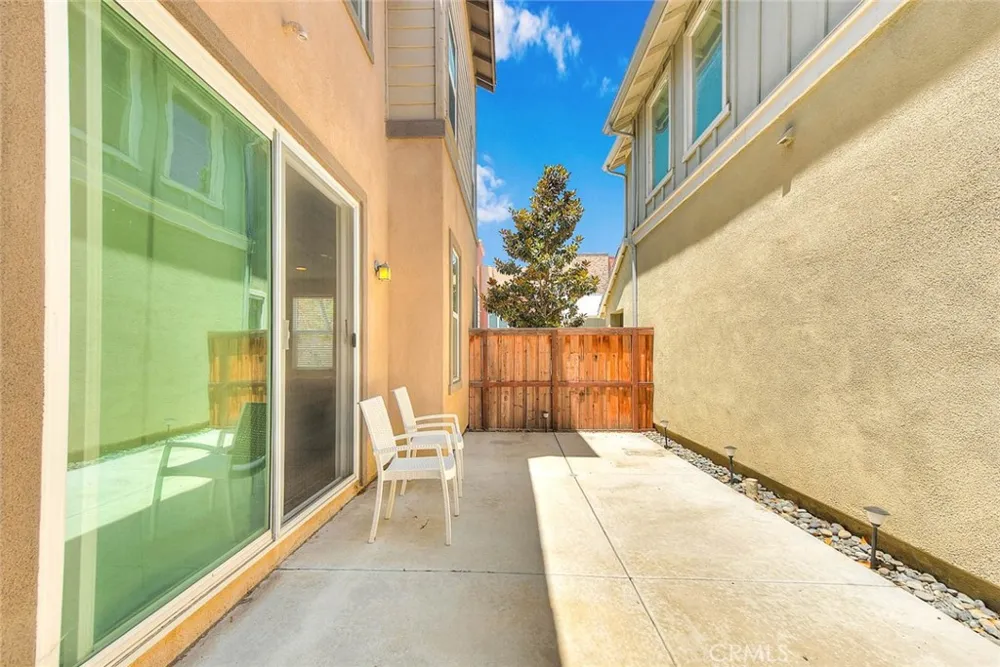8836 Banyan Montclair, CA 91763