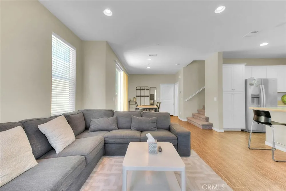 8836 Banyan Montclair, CA 91763