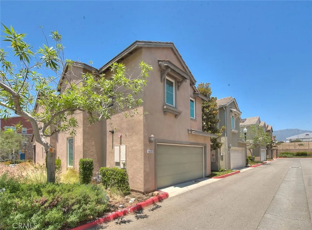 8836 Banyan Montclair, CA 91763