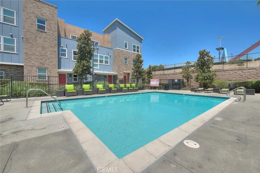 8836 Banyan Montclair, CA 91763