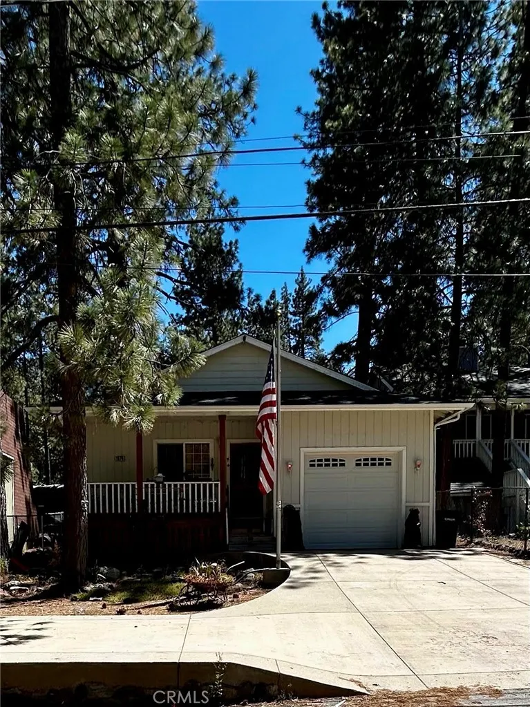 1579 Ross Wrightwood, CA 92397