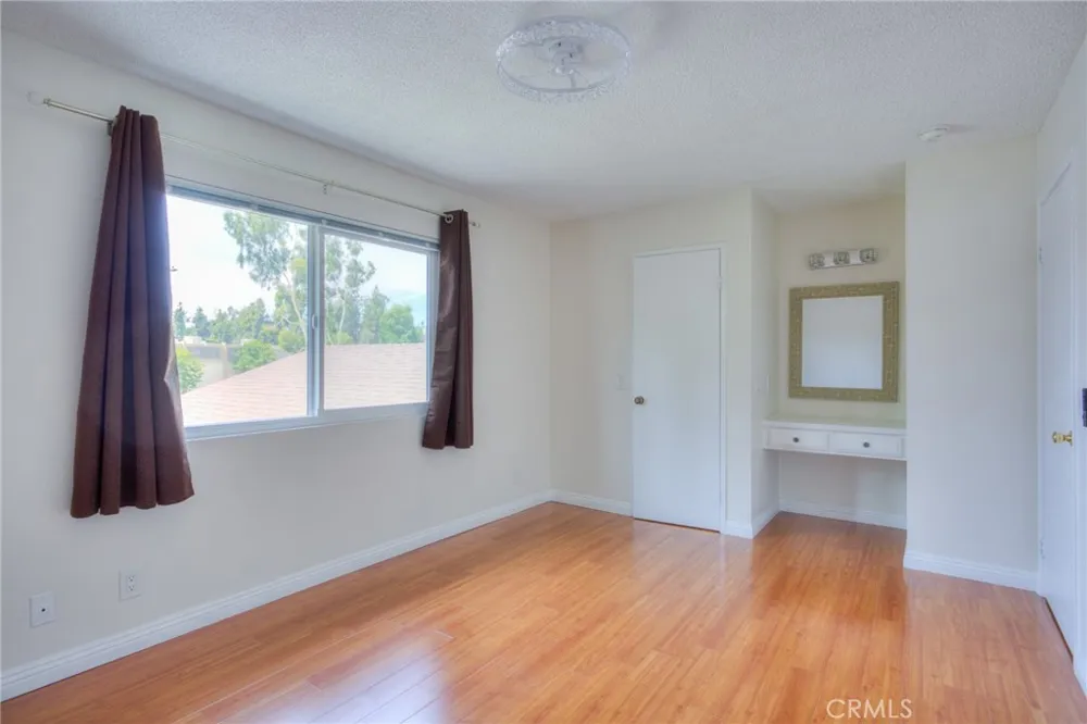 1085 W Sierra Madre #2 Azusa, CA 91702