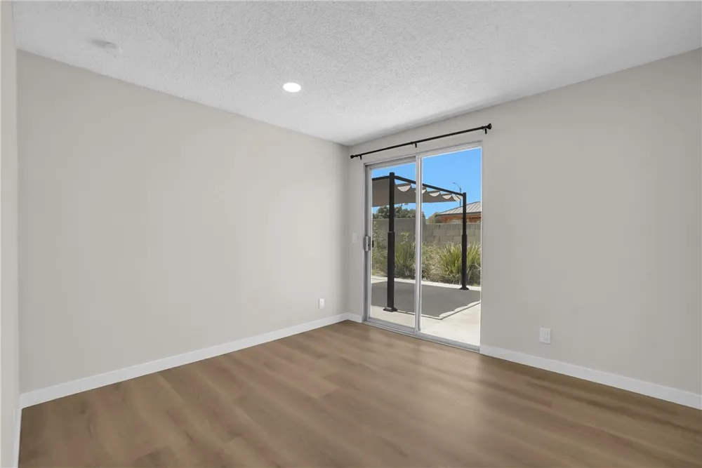 1242 Sultan Circle Carson, CA 90746