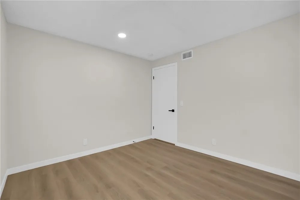1242 Sultan Circle Carson, CA 90746