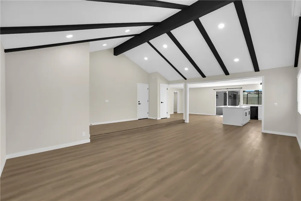 1242 Sultan Circle Carson, CA 90746
