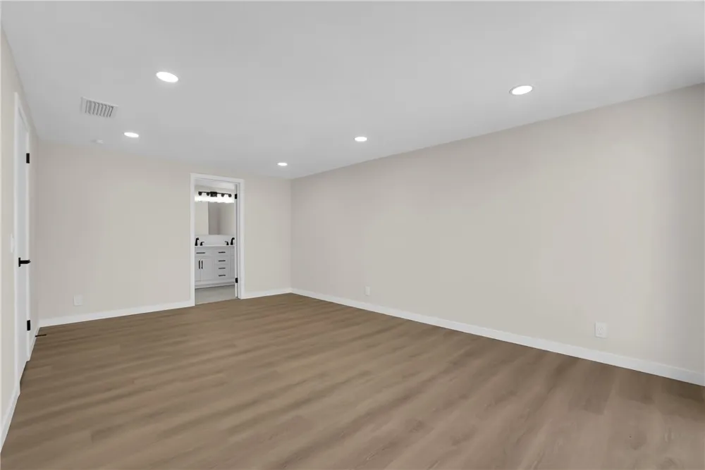 1242 Sultan Circle Carson, CA 90746