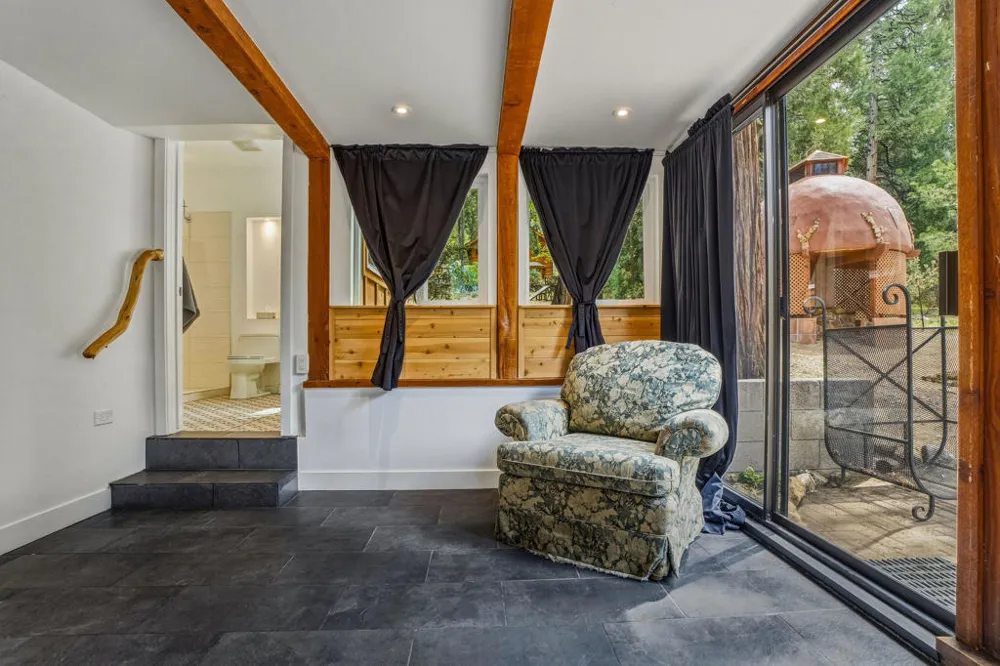 25106 Rim Rock Road Idyllwild, CA 92549