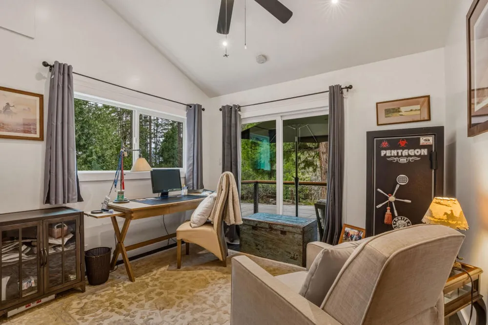25106 Rim Rock Road Idyllwild, CA 92549