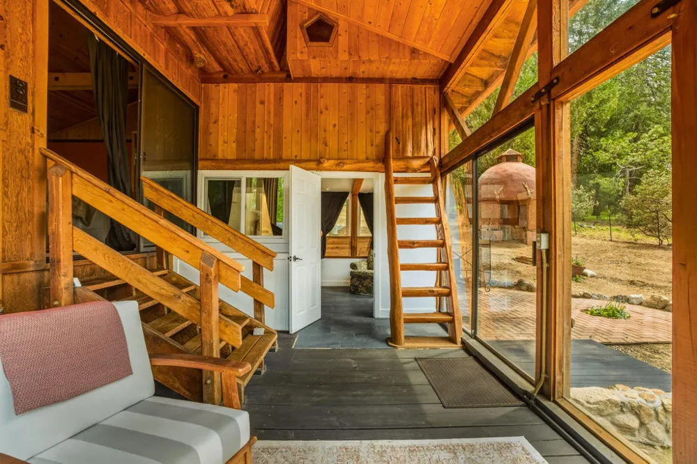 25106 Rim Rock Road Idyllwild, CA 92549