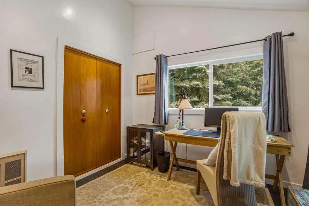 25106 Rim Rock Road Idyllwild, CA 92549