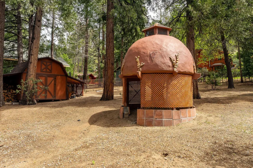 25106 Rim Rock Road Idyllwild, CA 92549