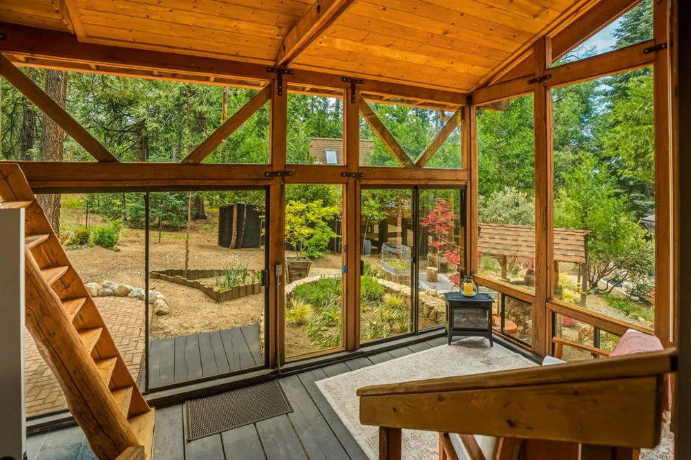 25106 Rim Rock Road Idyllwild, CA 92549