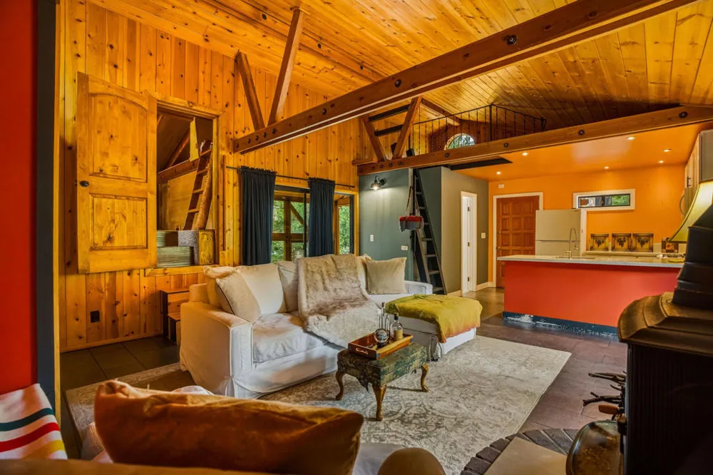 25106 Rim Rock Road Idyllwild, CA 92549