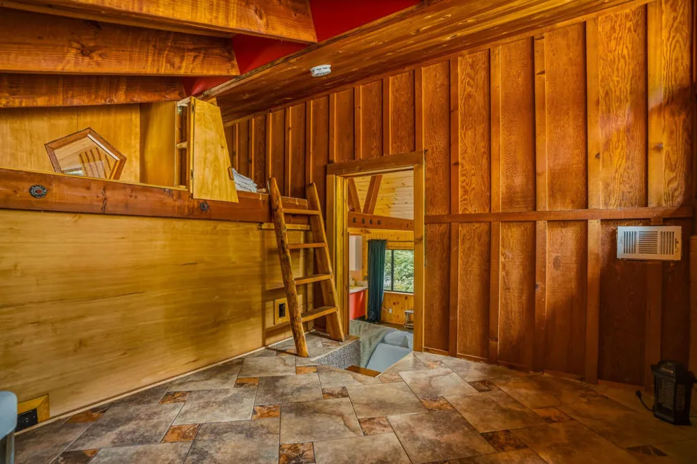 25106 Rim Rock Road Idyllwild, CA 92549