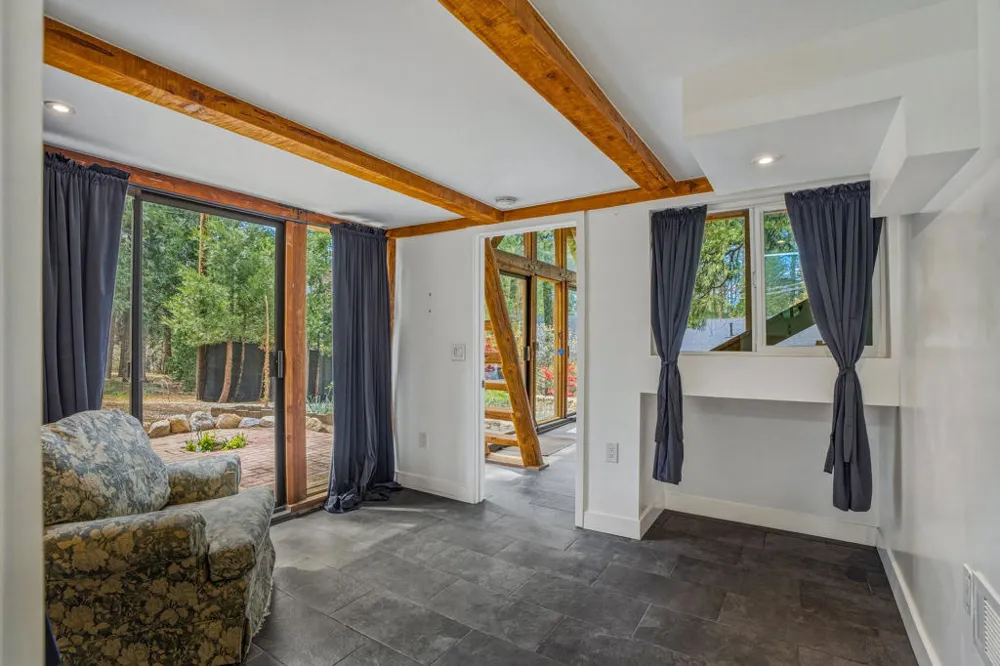 25106 Rim Rock Road Idyllwild, CA 92549