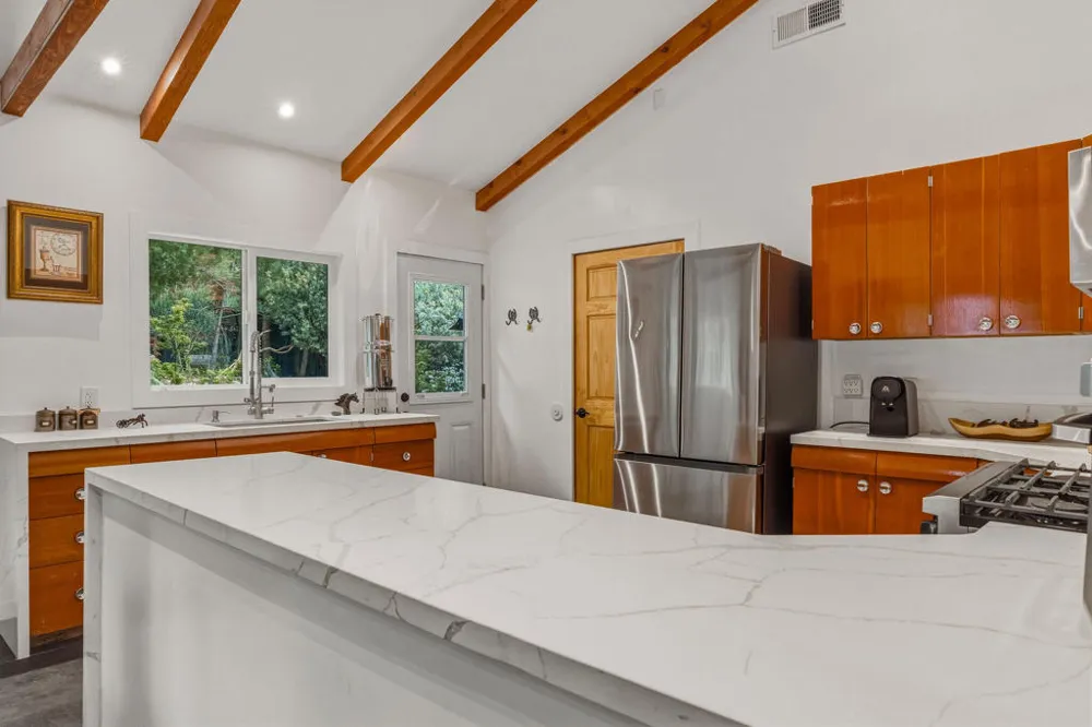 25106 Rim Rock Road Idyllwild, CA 92549