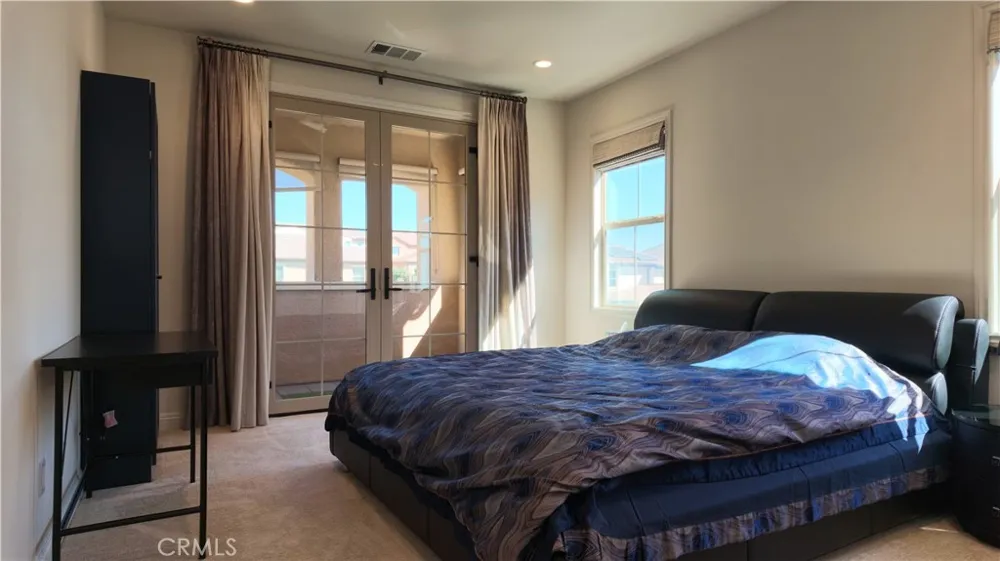 5362 Heritage Oak Lake Forest, CA 92679