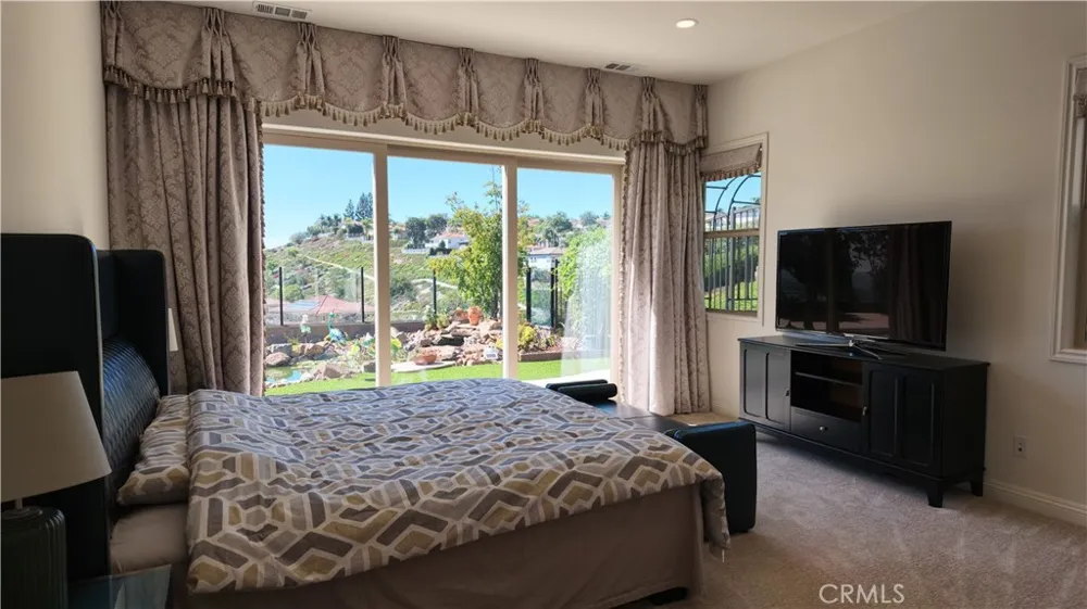 5362 Heritage Oak Lake Forest, CA 92679