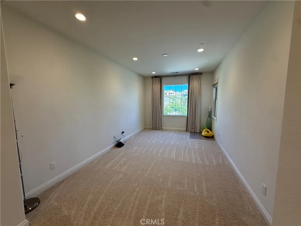 5362 Heritage Oak Lake Forest, CA 92679