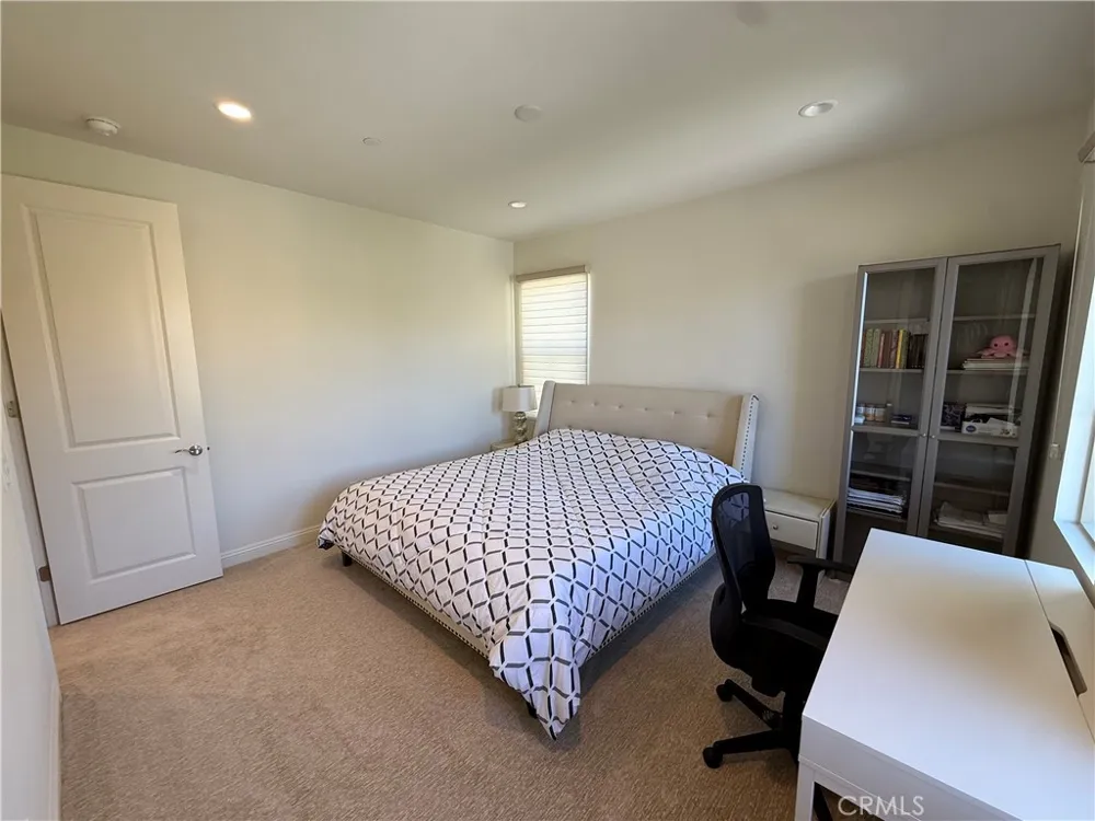 5362 Heritage Oak Lake Forest, CA 92679
